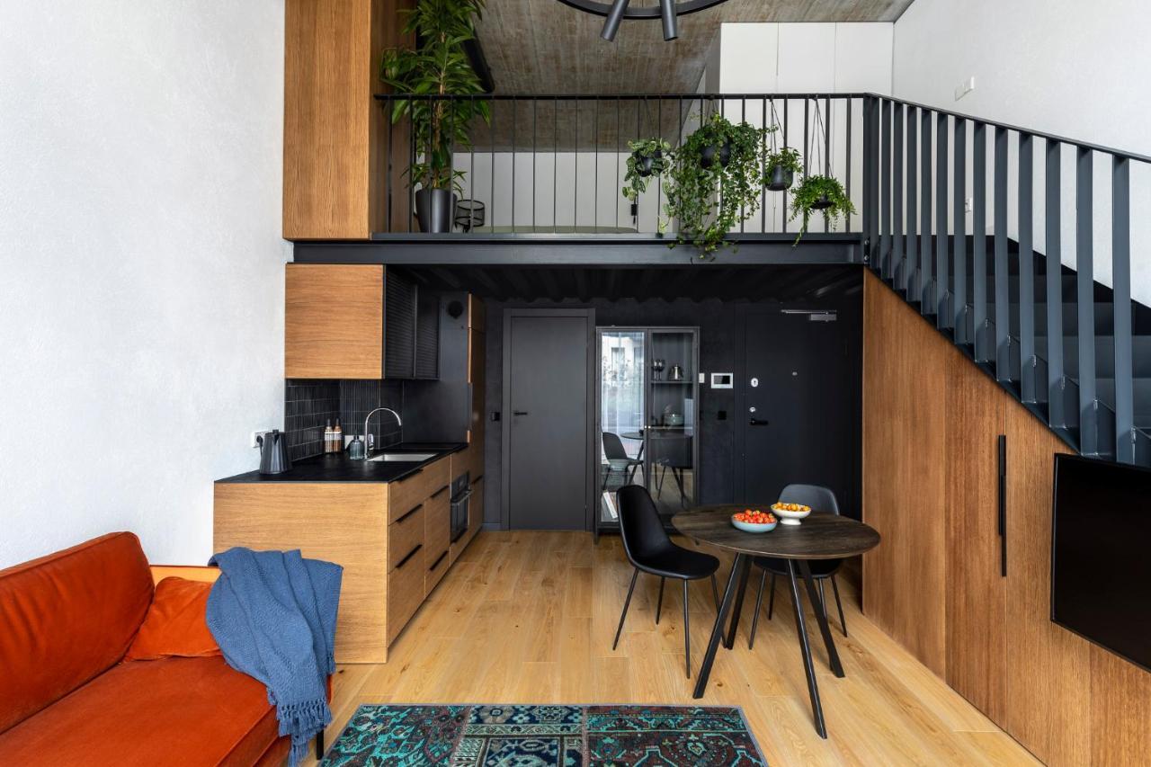 Stylish Loft With Terrace Paupys, Old Town Apartment Vilnius Ngoại thất bức ảnh