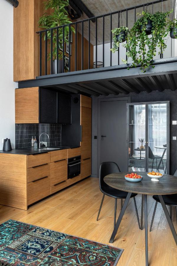 Stylish Loft With Terrace Paupys, Old Town Apartment Vilnius Ngoại thất bức ảnh